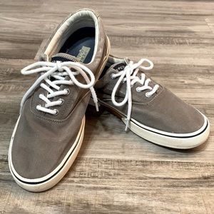 Sperry Top Siders sneakers